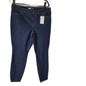 NEW Women's Blue Jeans 16 Short